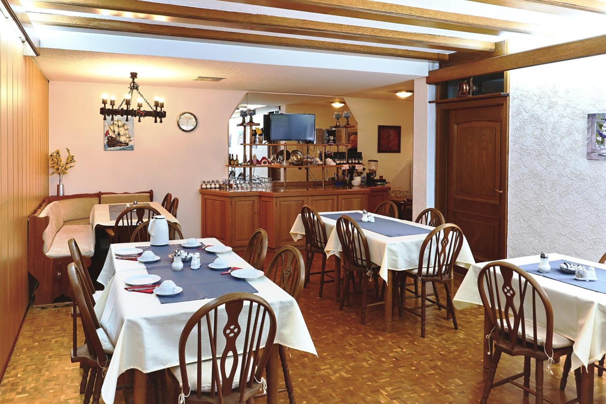 Hotel Garni Sebastian Kirrweiler  Zewnętrze zdjęcie